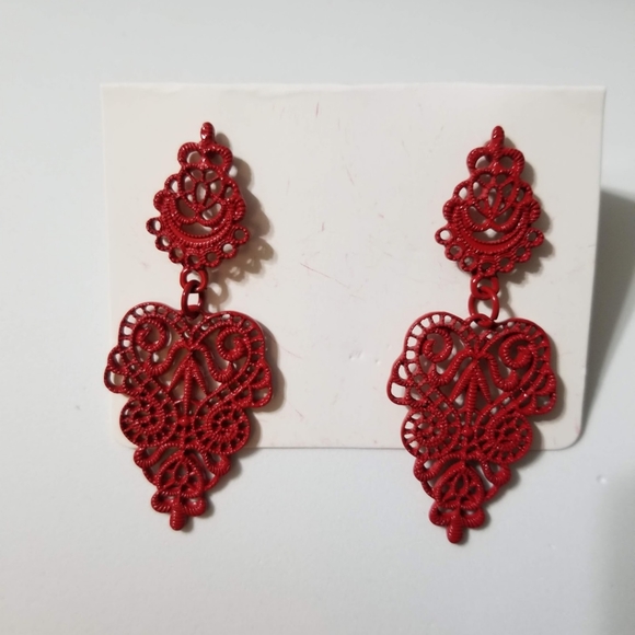 Red Damask Earrings - Picture 3 of 5